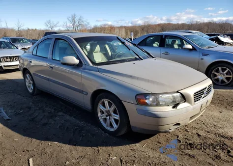 2003 Volvo S60 z USA, uszkodzony, nr VIN YV1RS61T032242898